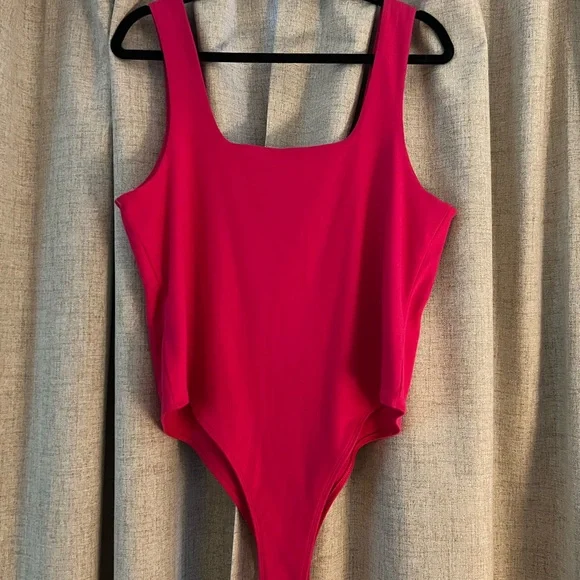 Hot Pink Bodysuit size XL NWOT - Picture 2 of 3